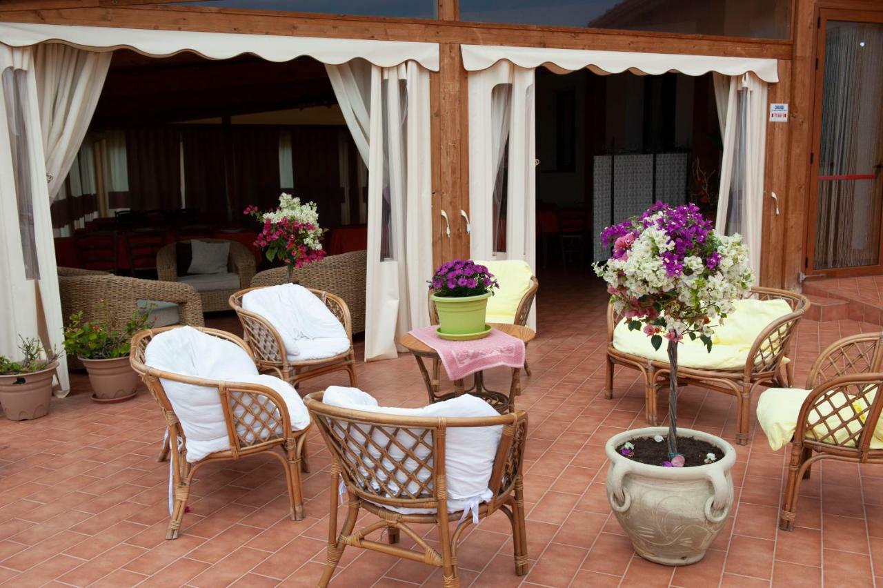 Agriturismo B&B Casteldoria Santa Maria  Bagian luar foto